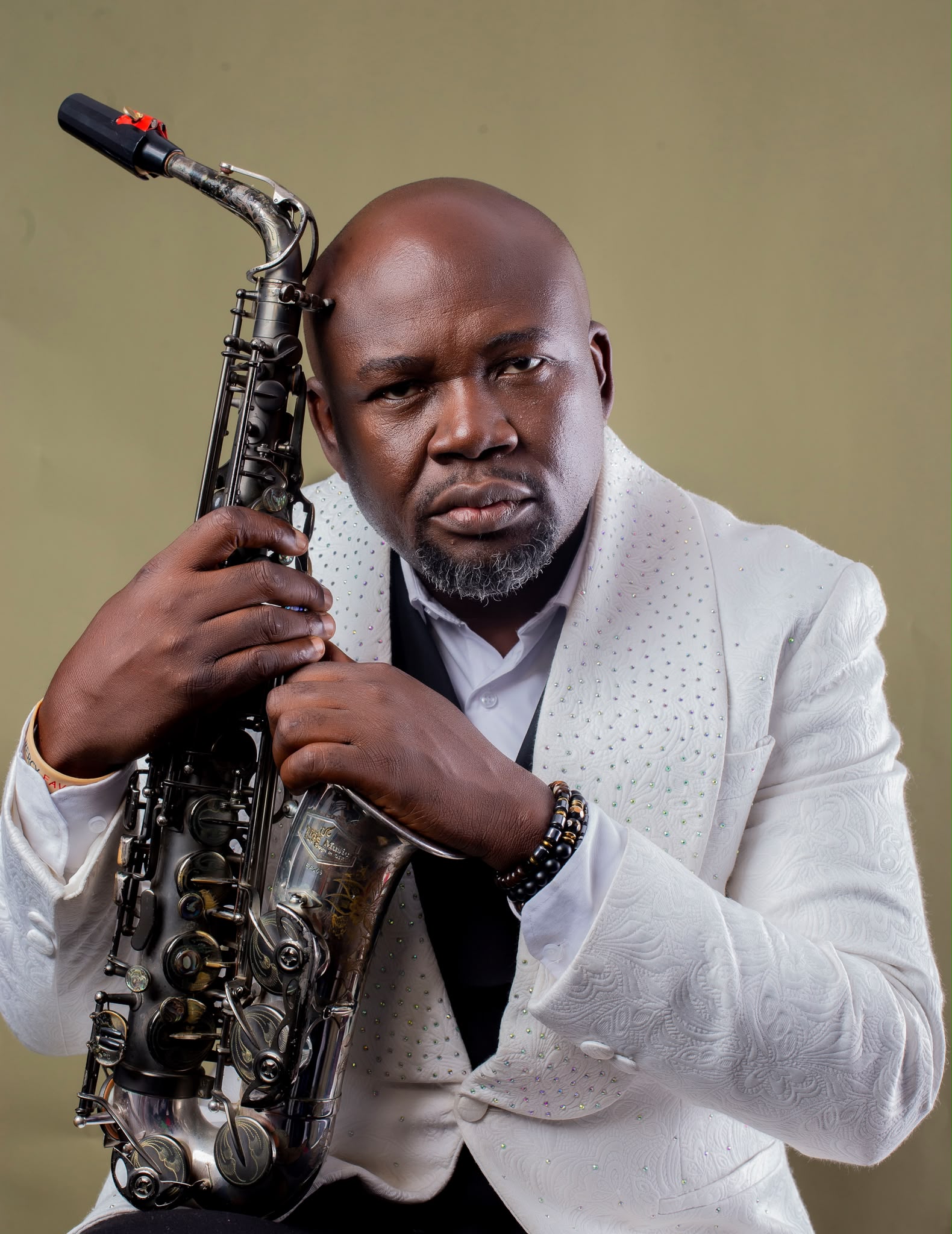 AlujoHymn Fusion Series I album cover featuring Segun Oluwayomi